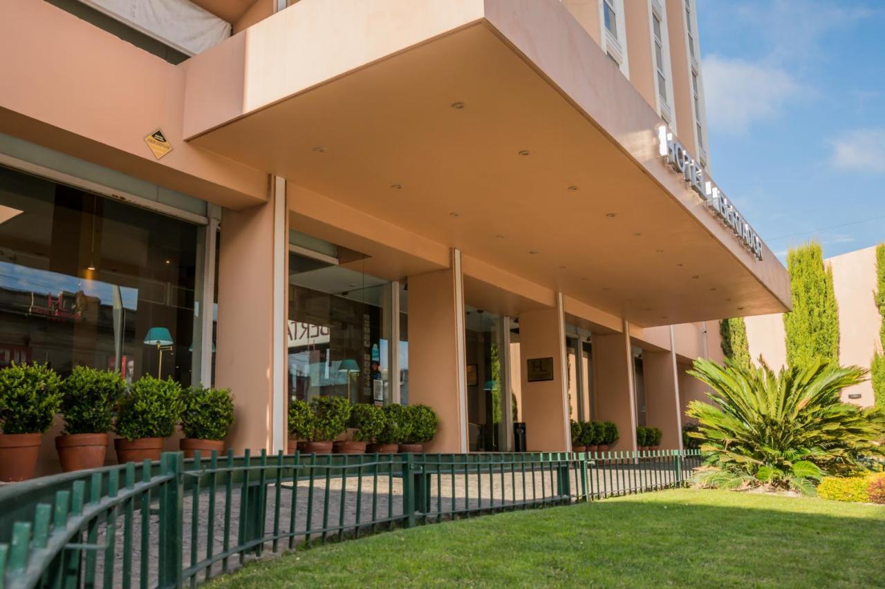 Hotel Libertador Tandil Exteriér fotografie